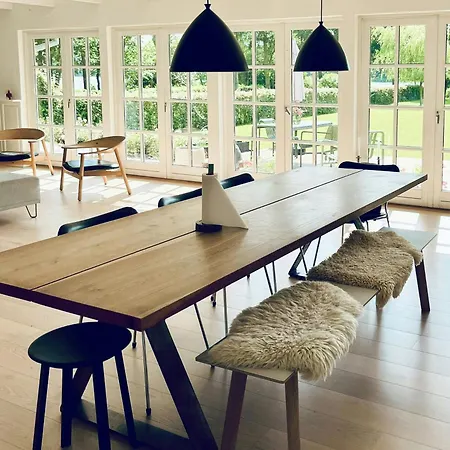 펜션 Lakeside House With Private Pier At Ry Molleso